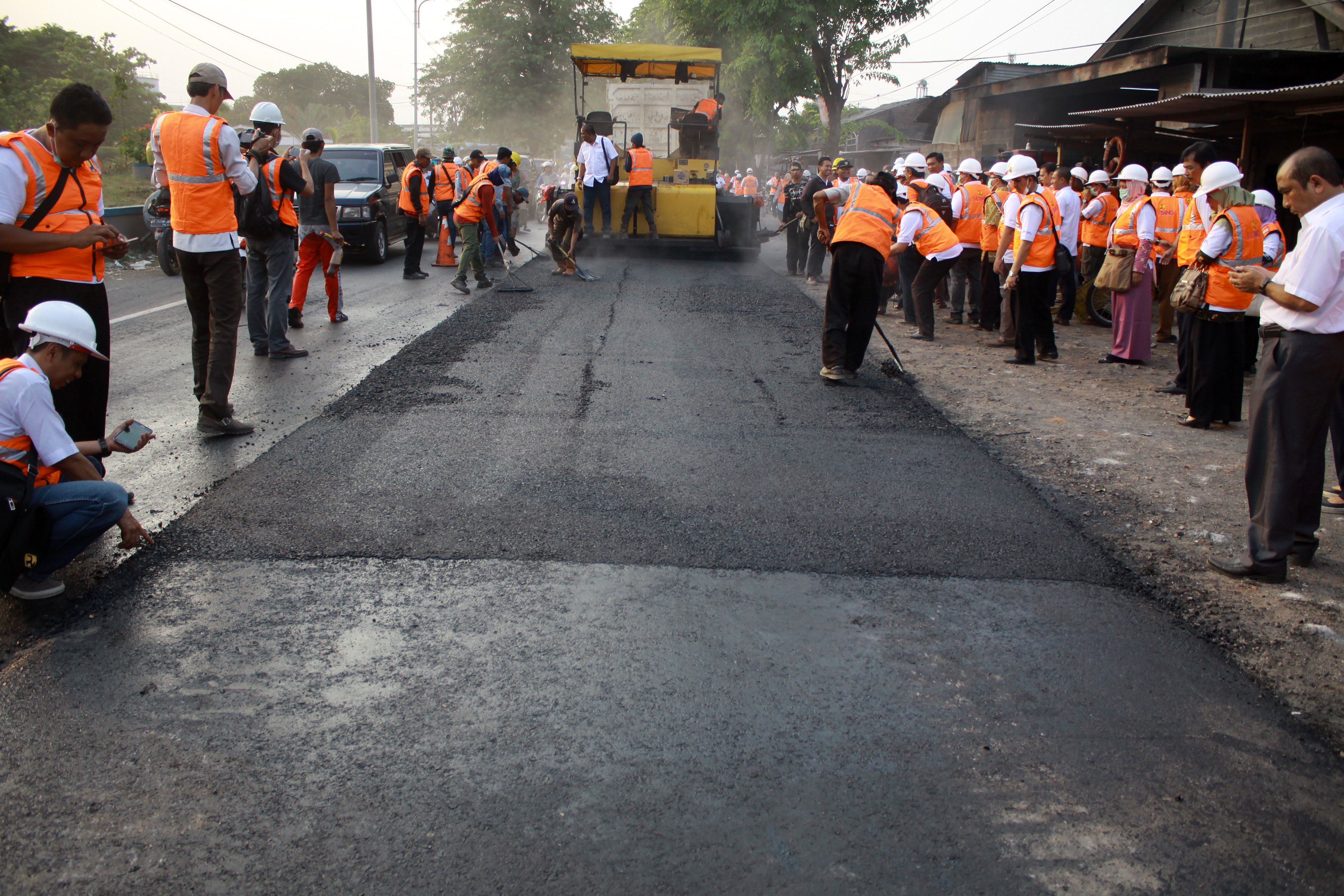 Total Penggunaan Aspal Plastik Sepanjang 25 Km