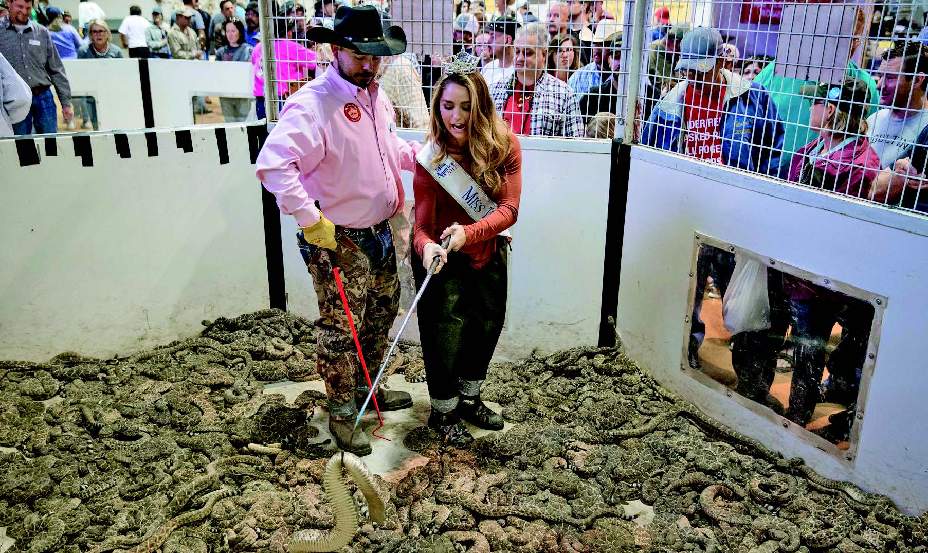 Festival Derik nan Kontroversi