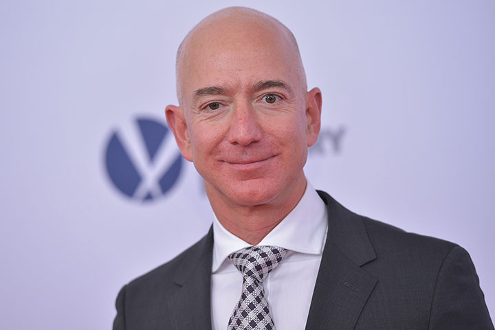 Pendiri Amazon Kalahkan Bill Gates Jadi Orang Terkaya di Dunia