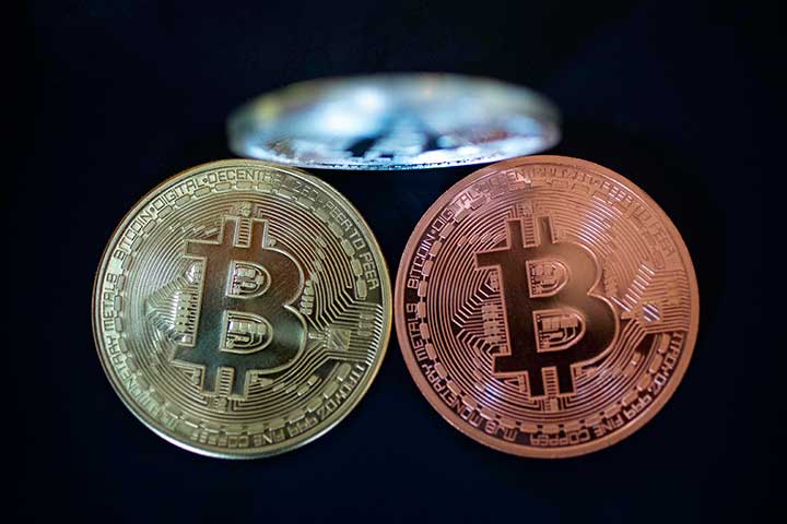 Bitcoin, Mata uang Idola para Peretas