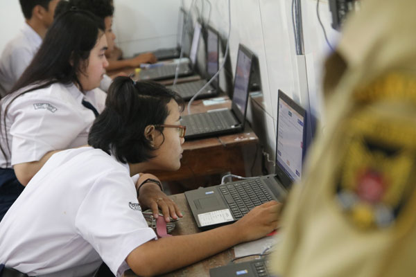 Kemdikbud Lacak Kecurangan UNBK