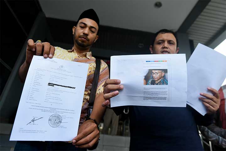  Ketua Cyber Indonesia Aulia Fahmi (kanan)