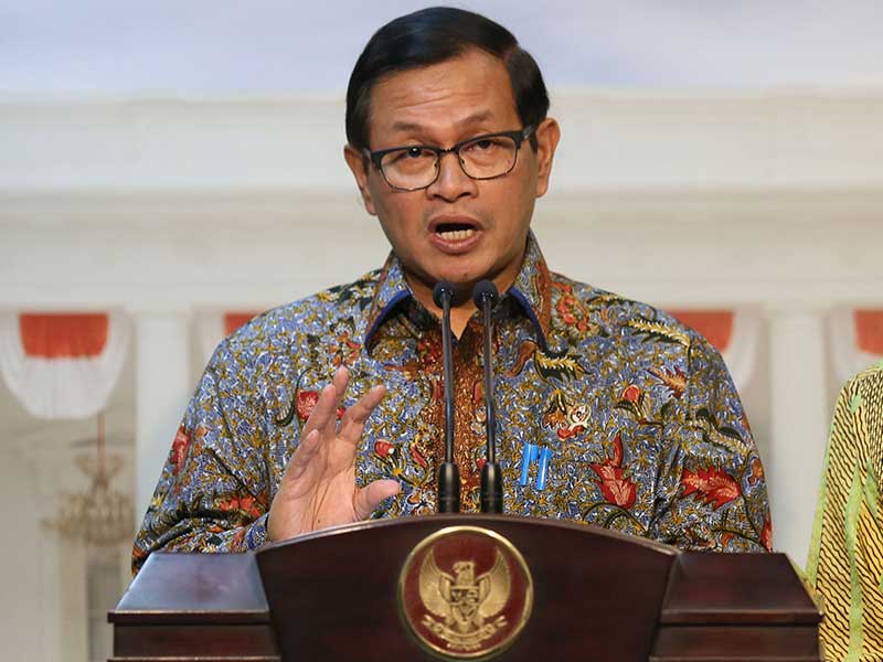  Sekretaris Ka­binet Pramono Anung