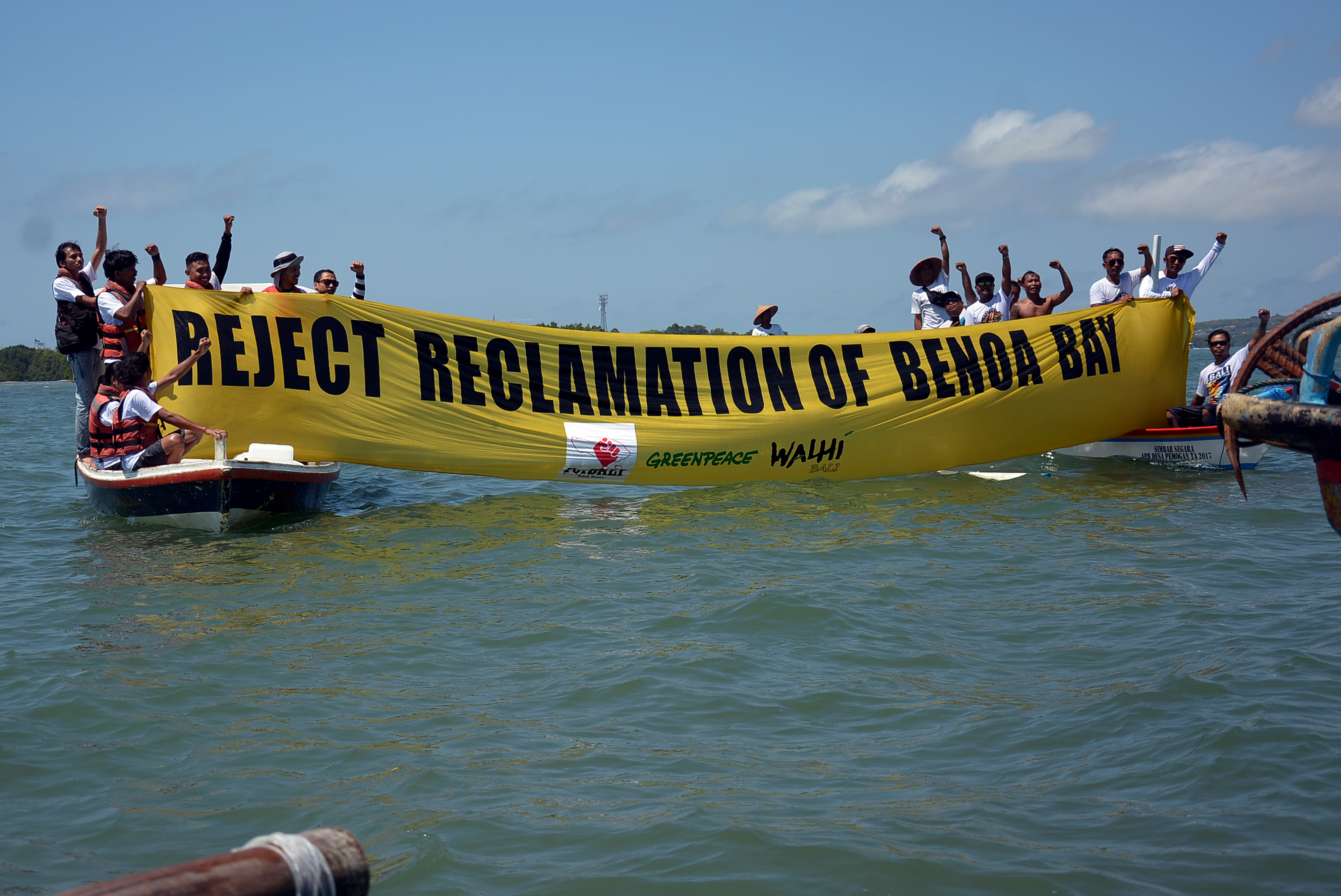 Rai Mantra Sebut Reklamasi Teluk Benoa Berbahaya bagi Denpasar