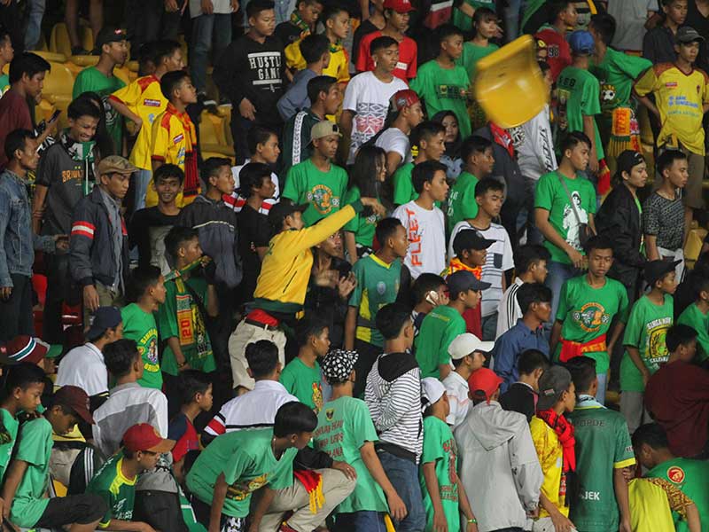 Sriwijaya FC Didenda Rp380 Juta karena Ulah Suporter