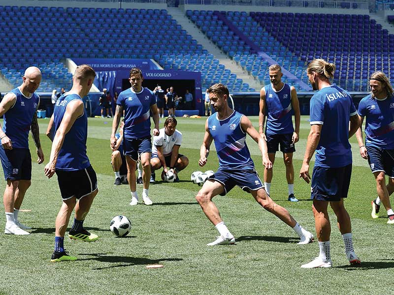 Para pemain Islandia menjalani latihan di Volgograd Arena, Volgograd, Kamis (21/6/2018), jelang laga kedua Grup D melawan Nigeria.