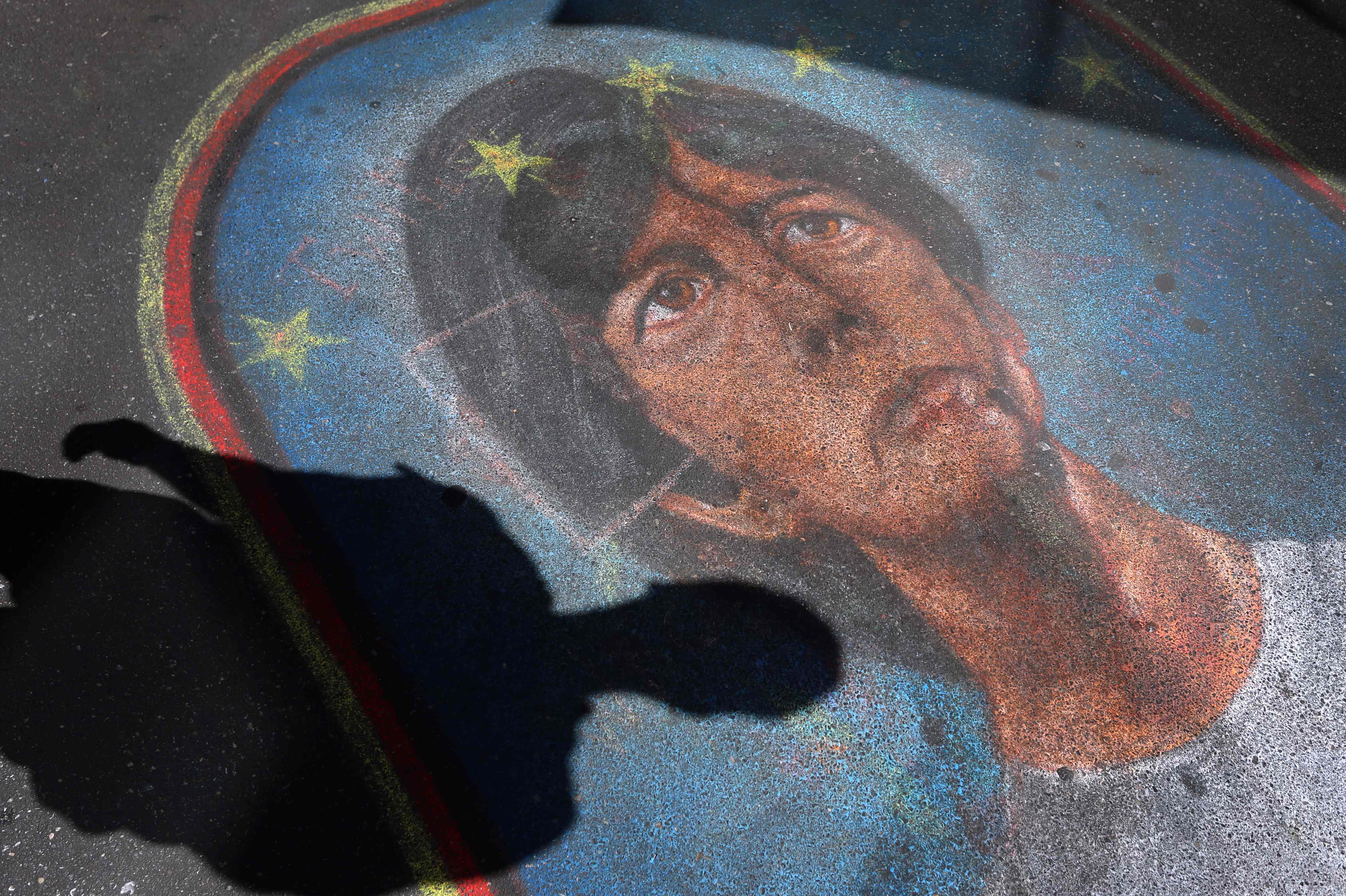 Posisi Loew di Timnas Jerman Aman