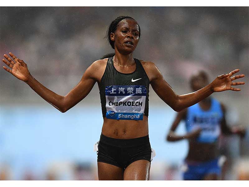 Pelari Kenya Pecahkan Rekor Dunia Lari Halang Rintang