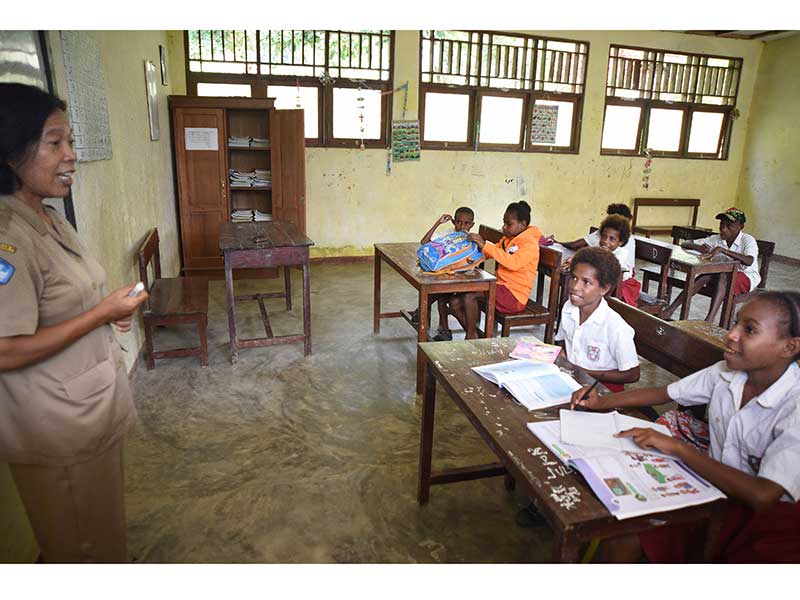 Guru Indonesia Timur Bangkit