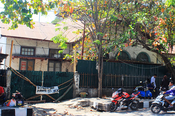 Warga Menolak Situs Sejarah Kupang Dirobohkan