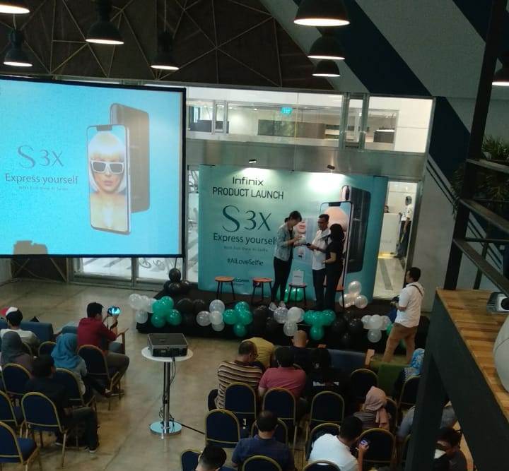 Peluncuran Infinix HOT S3X di Jakarta, Senin (20/8).