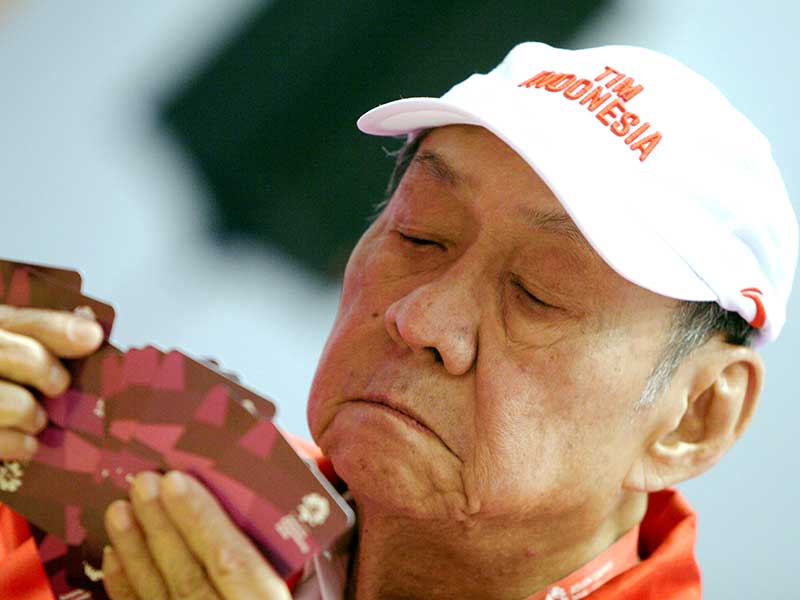 Atlet Bridge Indonesia, Michael Bambang Hartono(78) merupakan atlet tertua di Asian Games18 ini serta merupakan orang terkaya di Indonesia yang turun di nomor Super Mixed Team Asian Games 2018 di Jakarta, Sabtu (25/8/2018)