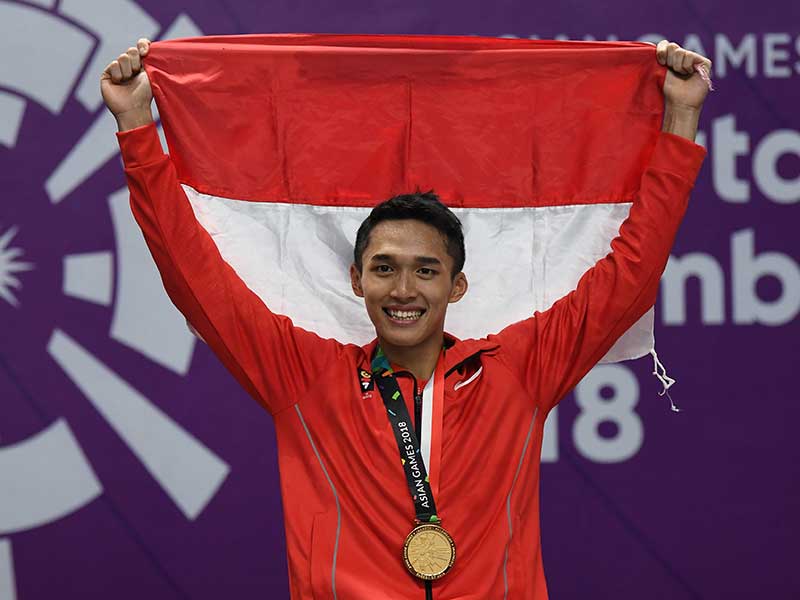 Pebulutangkis Indonesia peraih medali emas Asian Games 2018 Jonatan Christie yang baru berumur 21 tahun