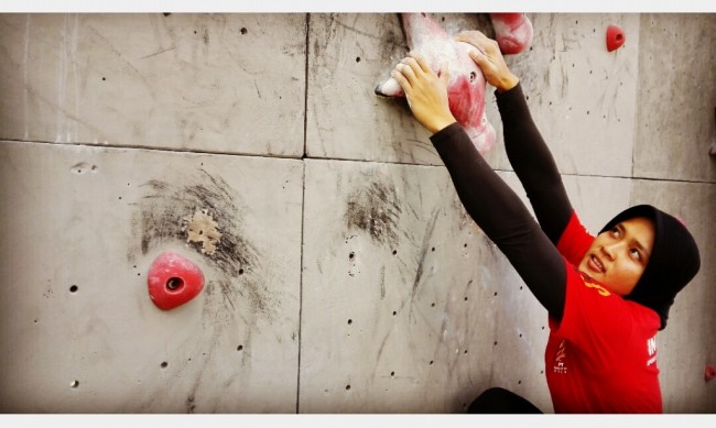 Atlet panjat tebing putri Indonesia Aries Susanti 