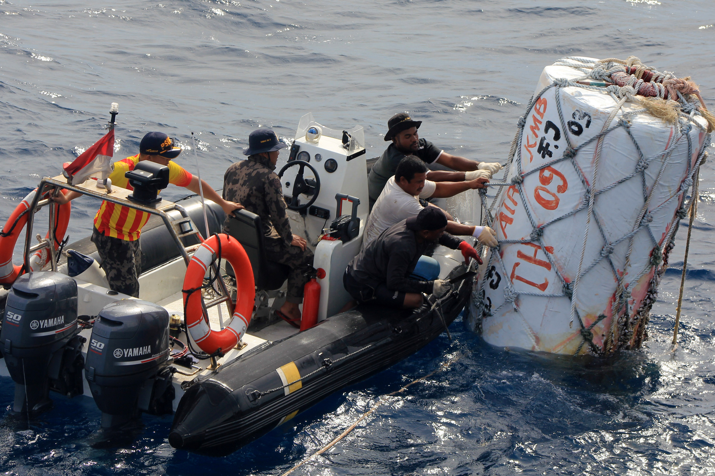Nelayan Bali Pasang 20 Rumpon di Arus Migrasi Ikan Laut Timor