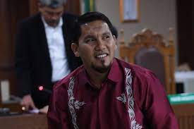 Bupati Bener Meriah Didakwa Suap Gubernur Aceh Rp1,05 Miliar