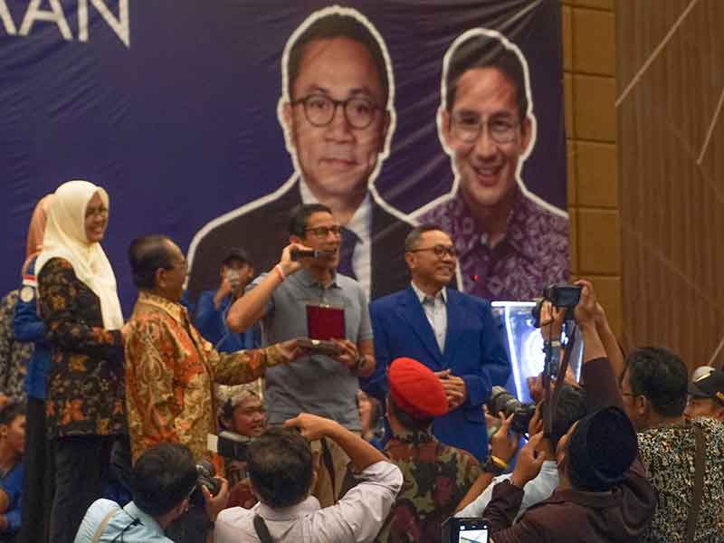 Zulkifli Hasan dan Sandiaga Uno saat hadir seminar kebangsaan di Hotel Karlita, Purwokerto, Selasa (25/9/2018).