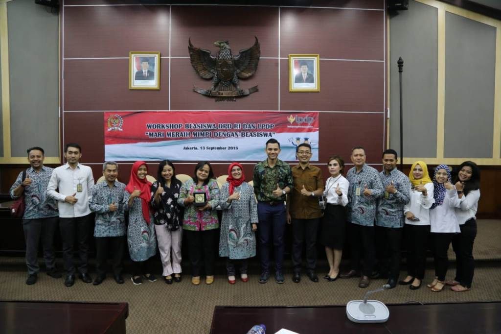 Kepala Bagian Pengembangan Sumber Daya Manusia (SDM) Setjend DPD RI Sri Sundari 