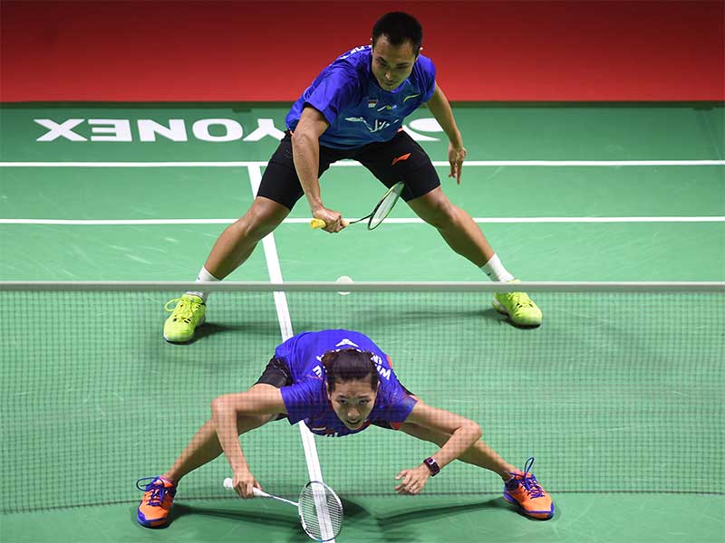 Ganda Campuran Indonesia Hafiz Faizal (atas) dan Gloria Emanuelle Widjaja (bawah) 