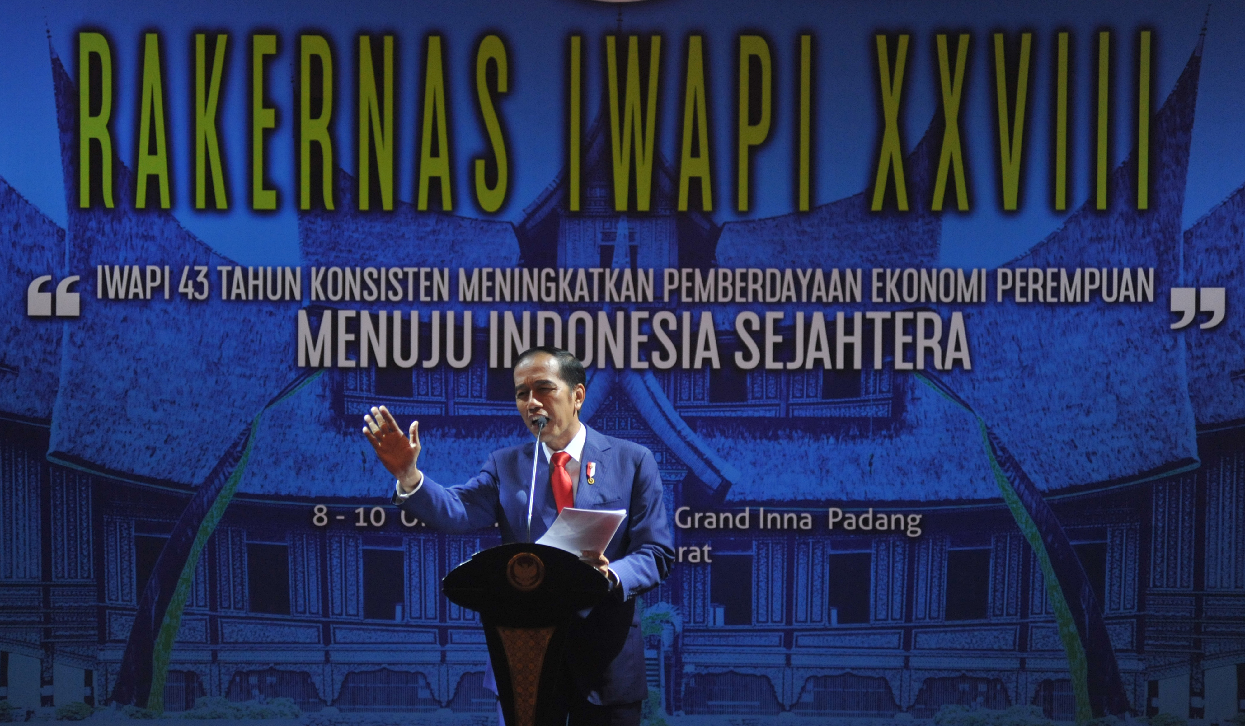 Presiden Jokowi Minta Perempuan Pengusaha Berpikir Ekspor