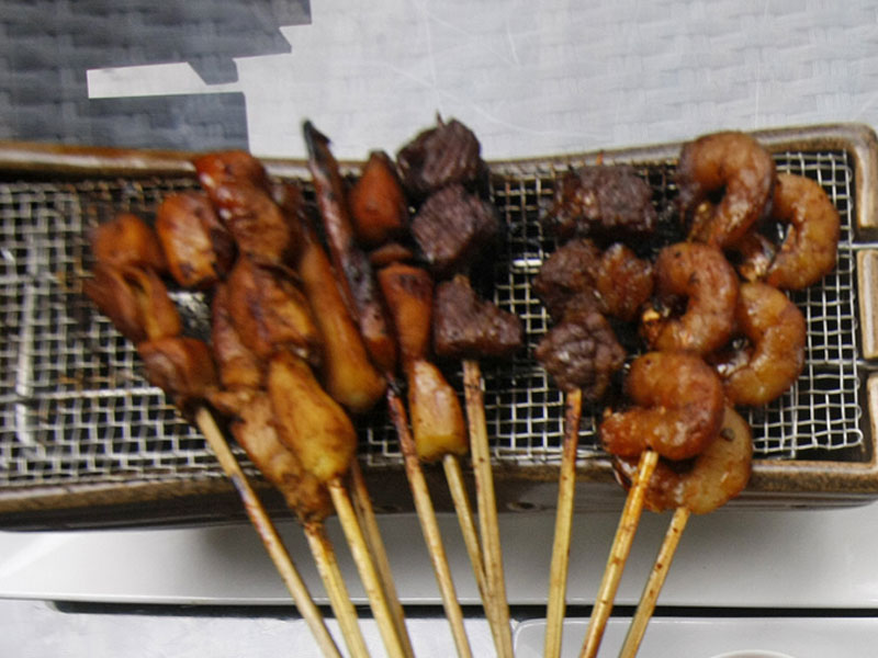 Makanan Ditusuk yang Tak Pernah Mati