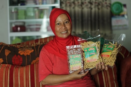 Lyna Susanti pengusaha kacang balado 