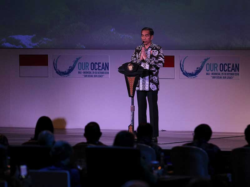 Presiden Joko Widodo menyampaikan sambutan dalam acara pembukaan Our Ocean Conference (OOC) 2018 di Nusa Dua, Bali, Senin (29/10/2018). 