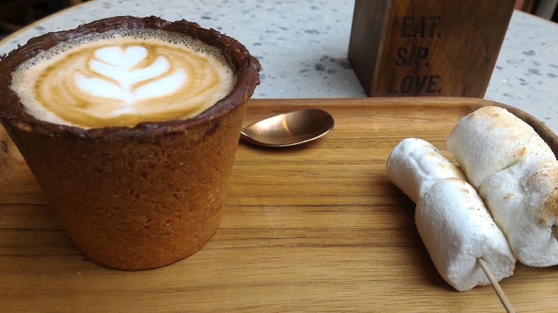 Hidangan Kafe Joe & Dough