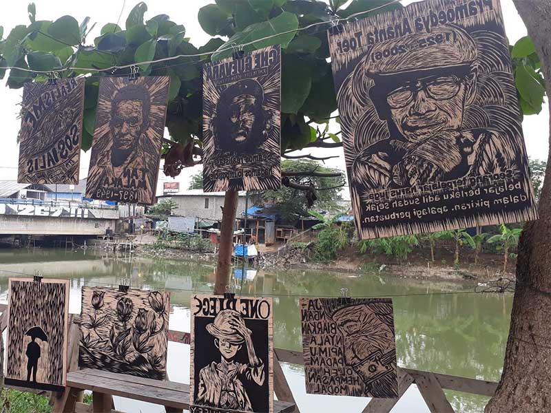 Seni Grafis Cukil Kayu Kian Diminati Pemuda di Karawang