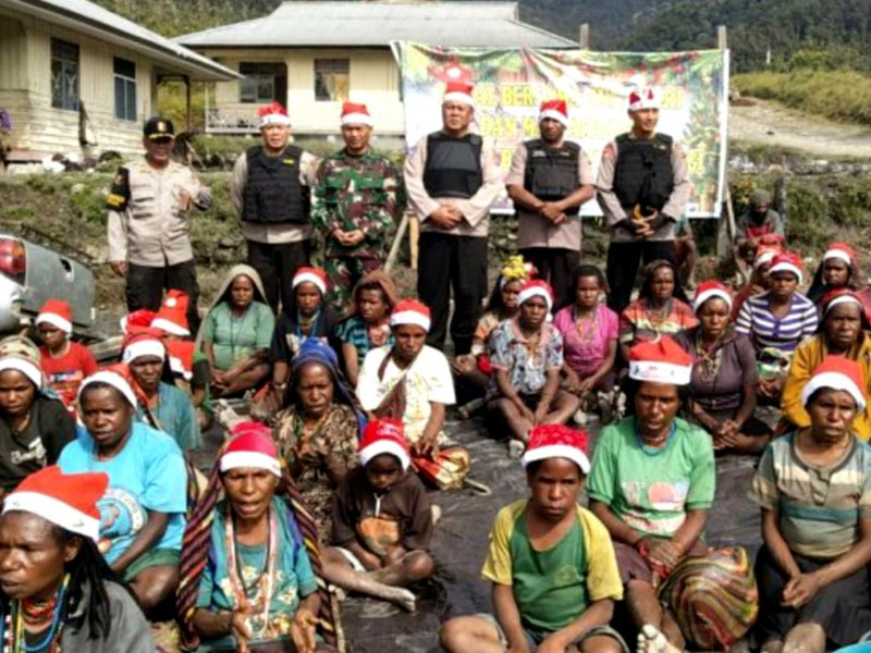 TNI-Polri Rayakan Natal Bersama Masyarakat Distrik Dal Kabupaten Nduga