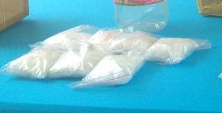 13 Paket Sabu dalam Bantal Diamankan Petugas Bandara Sultan Hasanuddin