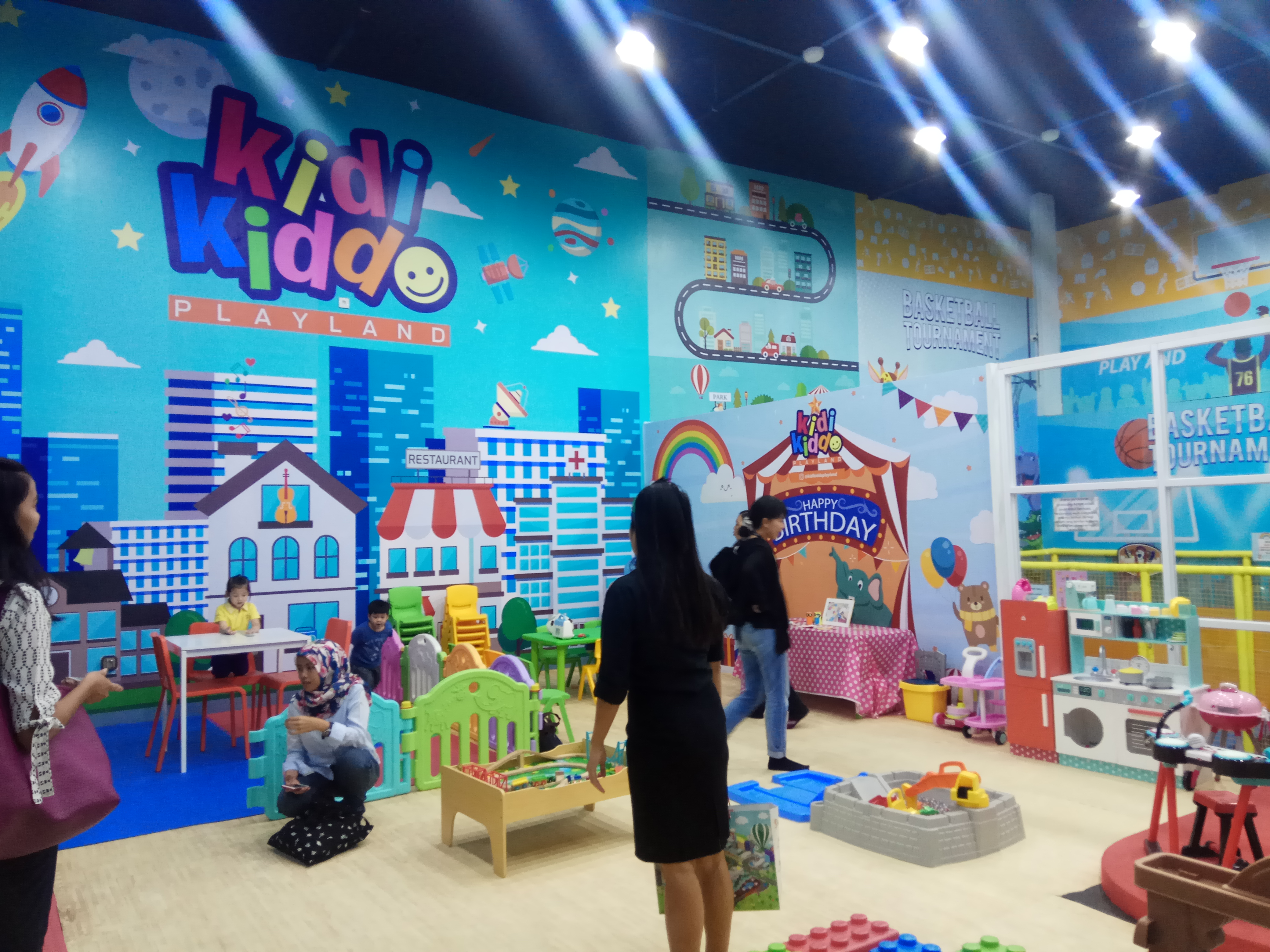 Main Seru di  Kidi Kiddo Playland