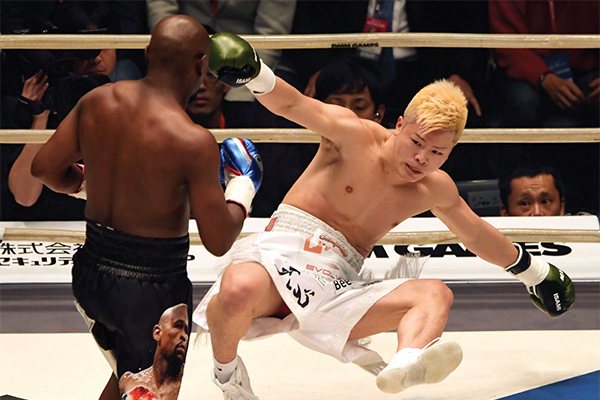 Mayweather Pukul KO Nasukawa