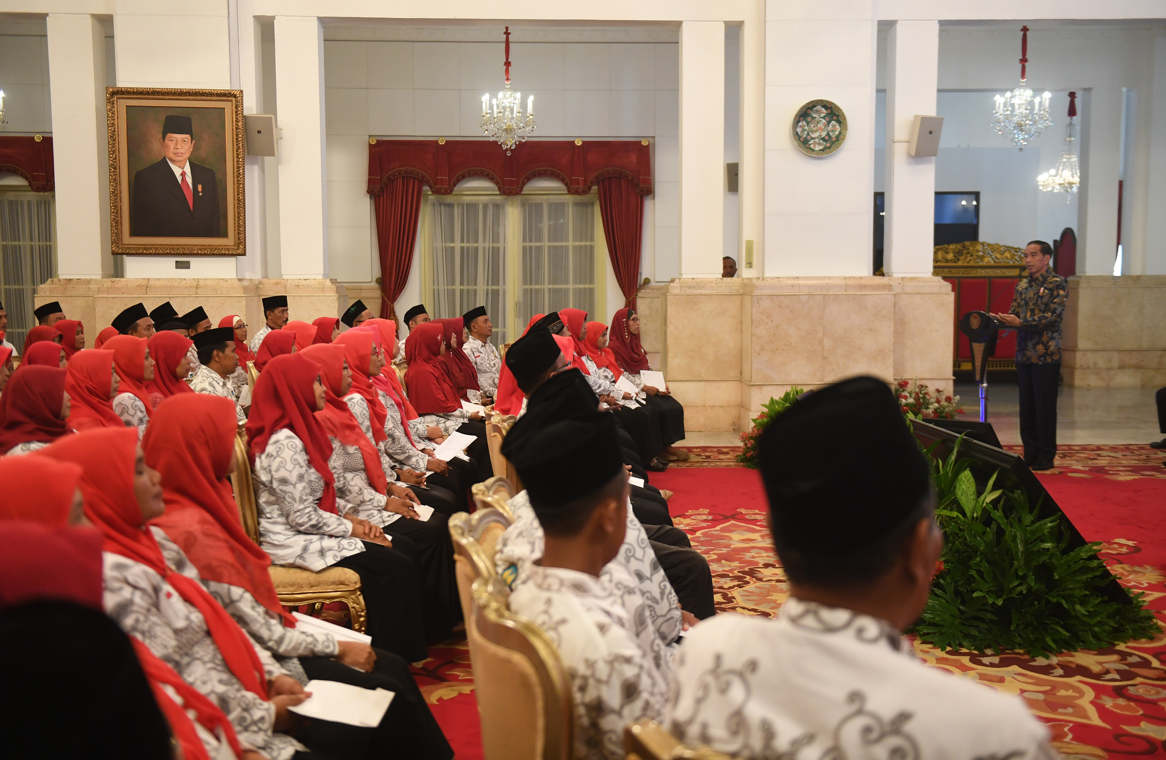 Pemerintah akan Permudah Syarat Sertifikasi Guru Swasta