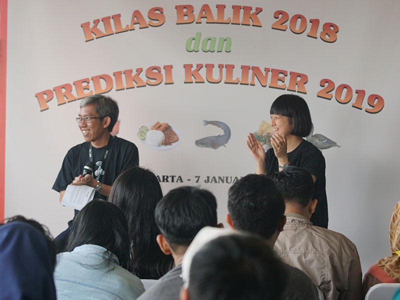 Chief Commercial Expansion GOJEK Catherine Hindra Sutjahyo (kanan), dan VP Marketing GO-FOOD Aristo Kristandyo dalam acara GOFOOD Berbagi Pandangan tentang Pencapaian 2018 dan Prediksi Kuliner 2019 serta Apresiasi Pemenang Pesta MaMiMuMeMo di Jakarta, Seni