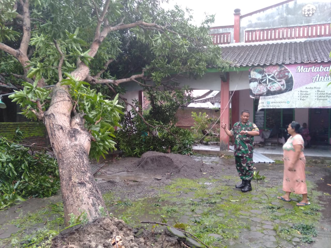 Puting Beliung Terjang Sukoharjo, Atap Pasar Ir Soekarno Jebol