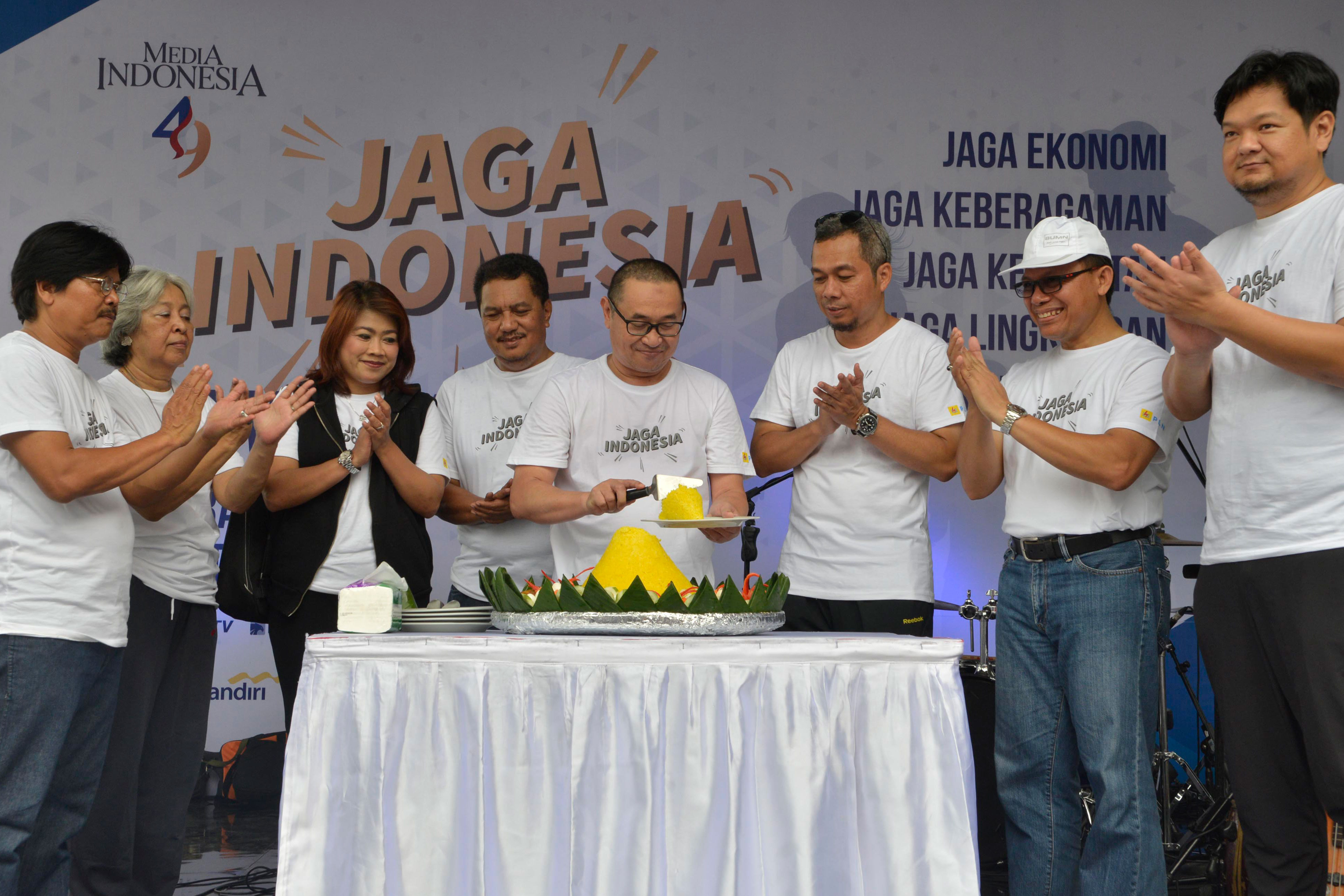 Media Indonesia Menantang Senjakala Media Cetak