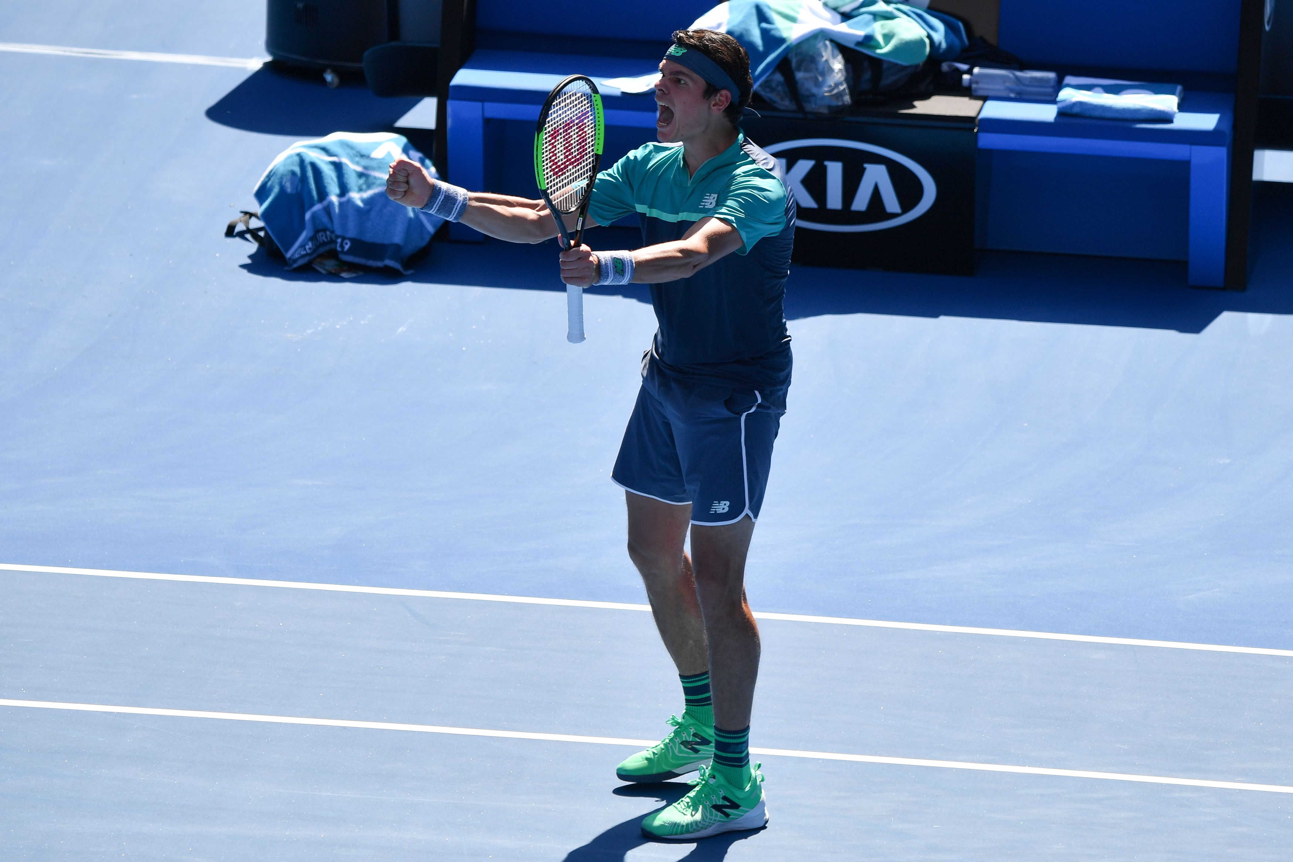 Raonic Gagalkan Ambisi Zverev