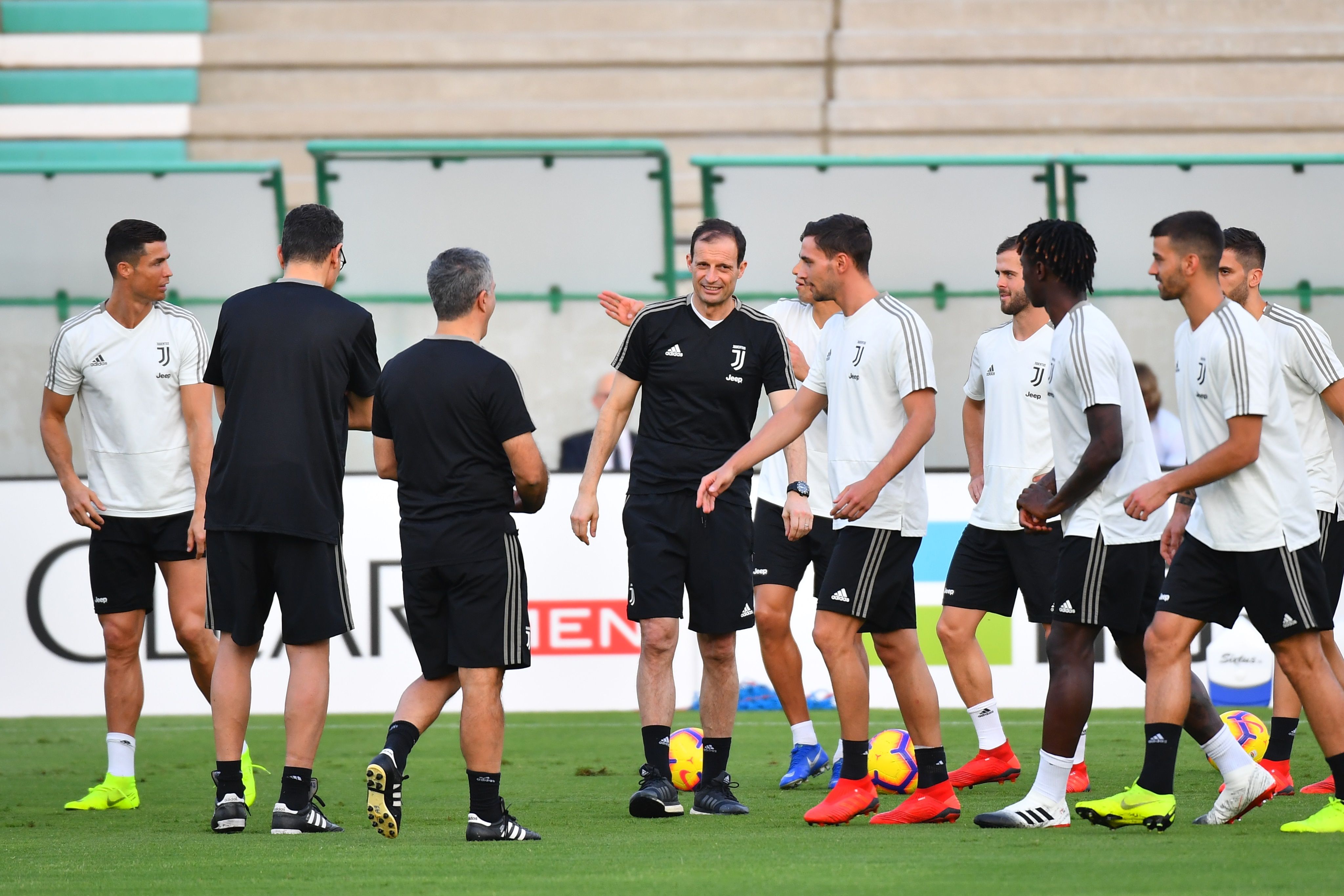 Juve Dikandaskan Atalanta, Allegri Pasang Badan