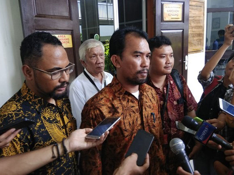 Ketua Umum Harimau Saeful Huda (tengah). 