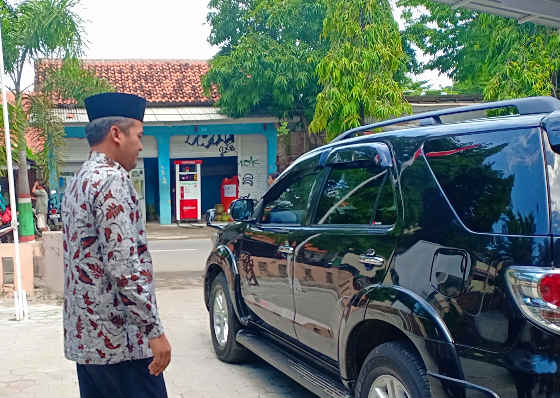 Wakil Bupati Brebes, Jawa Tengah (Jateng), Narjo, dipanggil Badan Pengawas Pemilu (Bawaslu) Brebes untuk dimintai klarifikasi