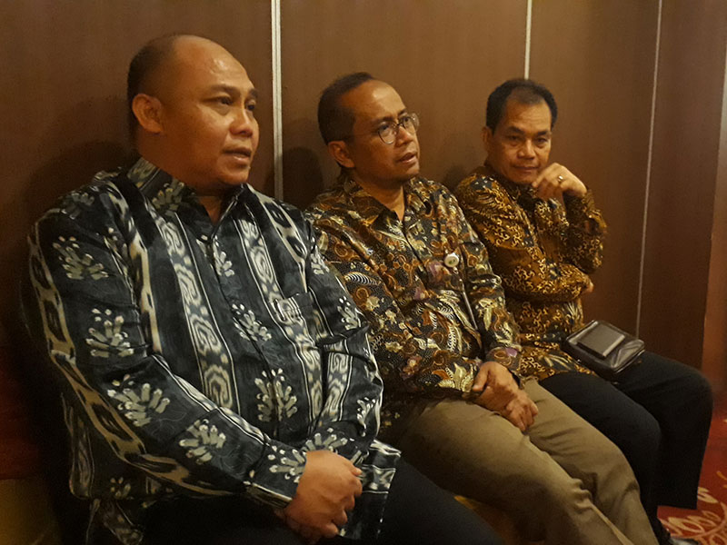 Targetkan Tambah 1 Juta Peserta, Tingkatkan Pelayanan Digital(dari kiri) Kepala BPJS Ketenagakerjaan Wilayah Sumbagsel Arief Budiarto, (tengah) Ketua Dewan Pengawas BPJS Ketenagakerjaan Guntur Wijaksono, (kanan) Kepala BPJS Ketenagakerjaan Cabang Palembang