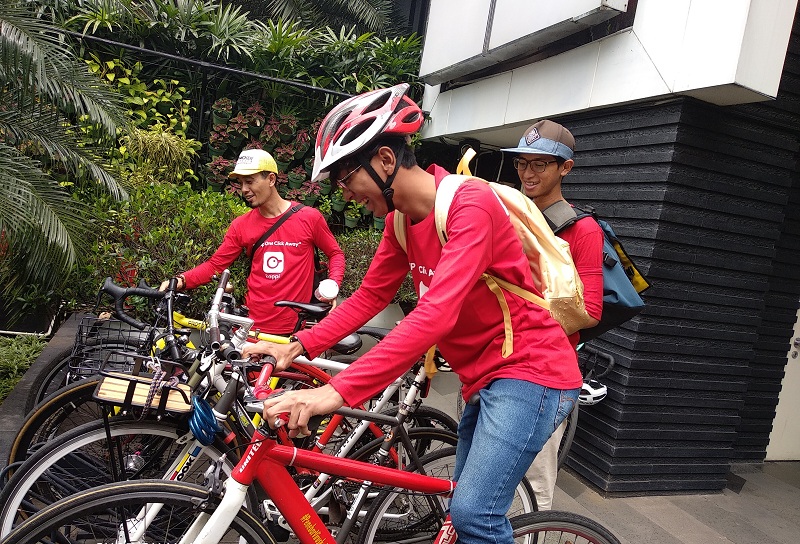 Kurir pengantar kopi