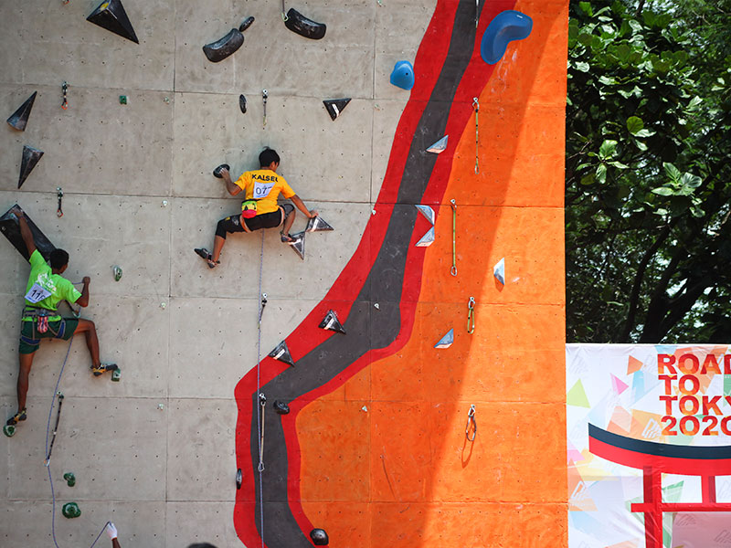 KEJURNAS PANJAT TEBING 