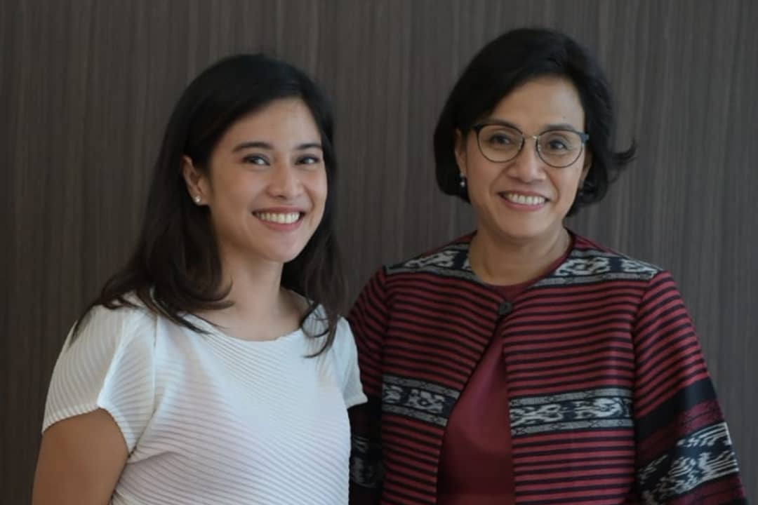 Dian Sastro dan Menkeu Sri Mulyani Indrawati
