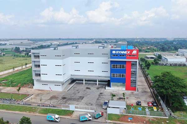 PT SMI Resmikan Pusat Logistik di Kawasan Industri MM2100