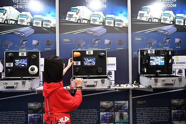 Perdagangan Elektronik Indonesia Terus Tumbuh