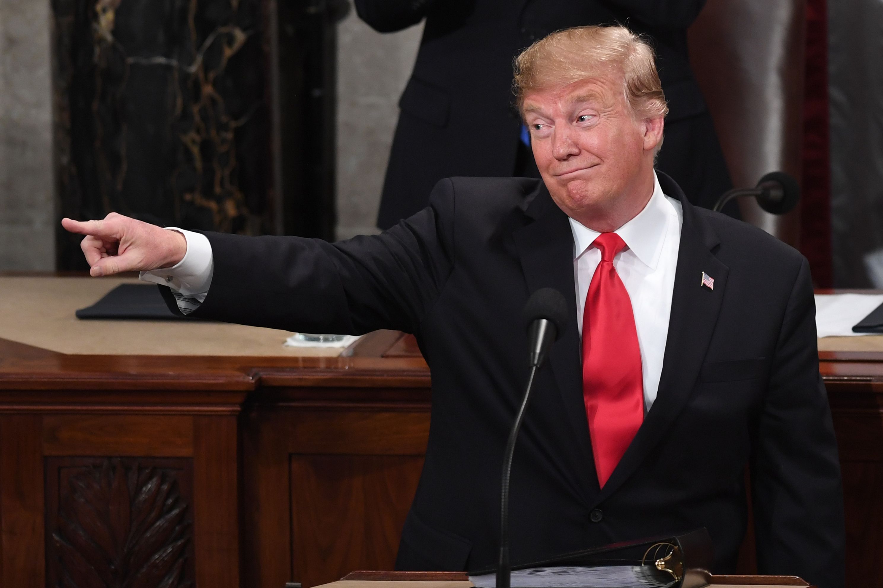 Trump akan Nyatakan Darurat Nasional Demi Bangun Tembok