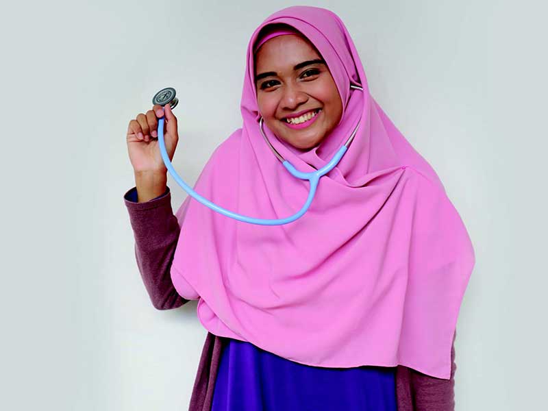 Hijab untuk Perawat