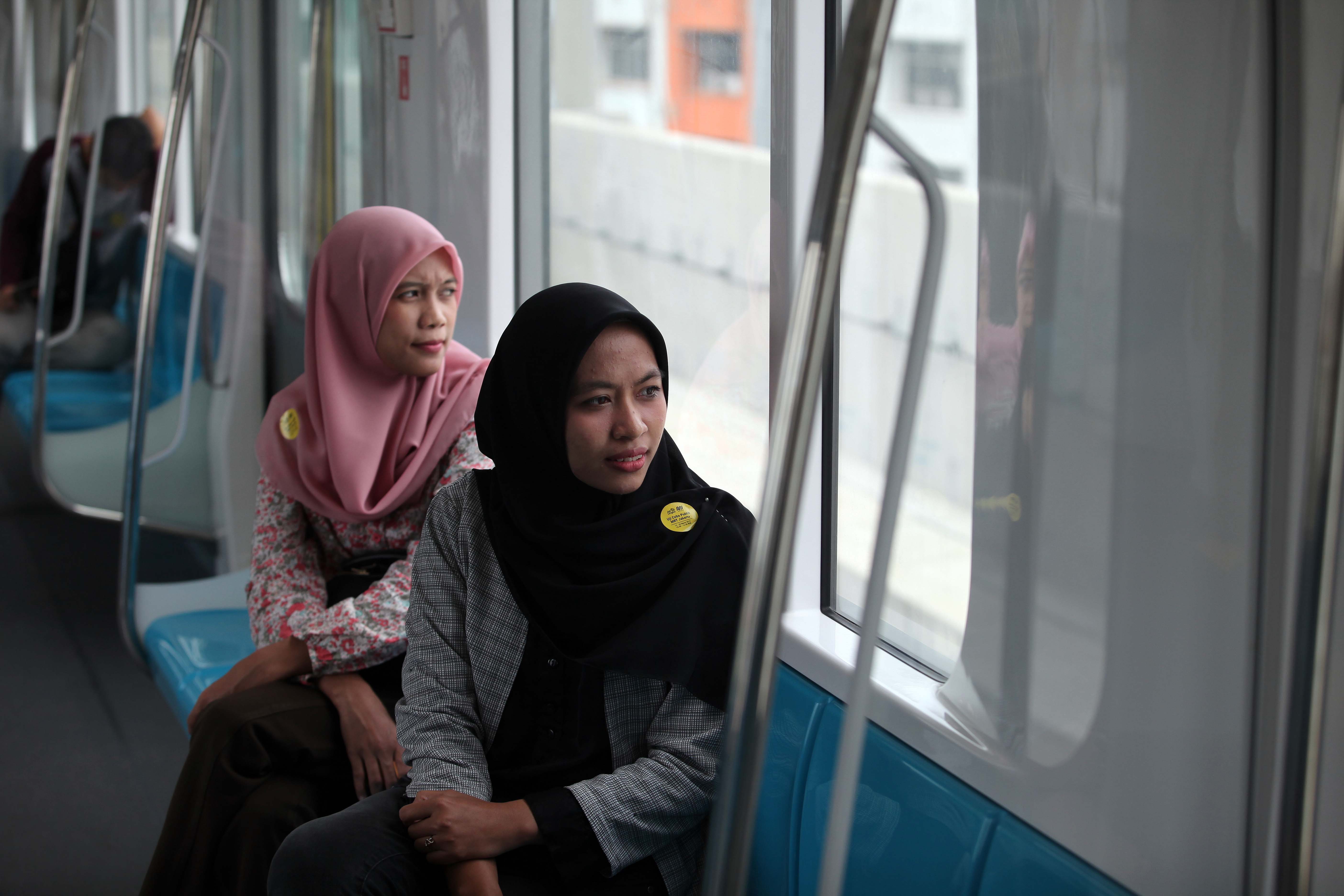 MRT Berlaku Gerbong Perempuan di Jam Sibuk